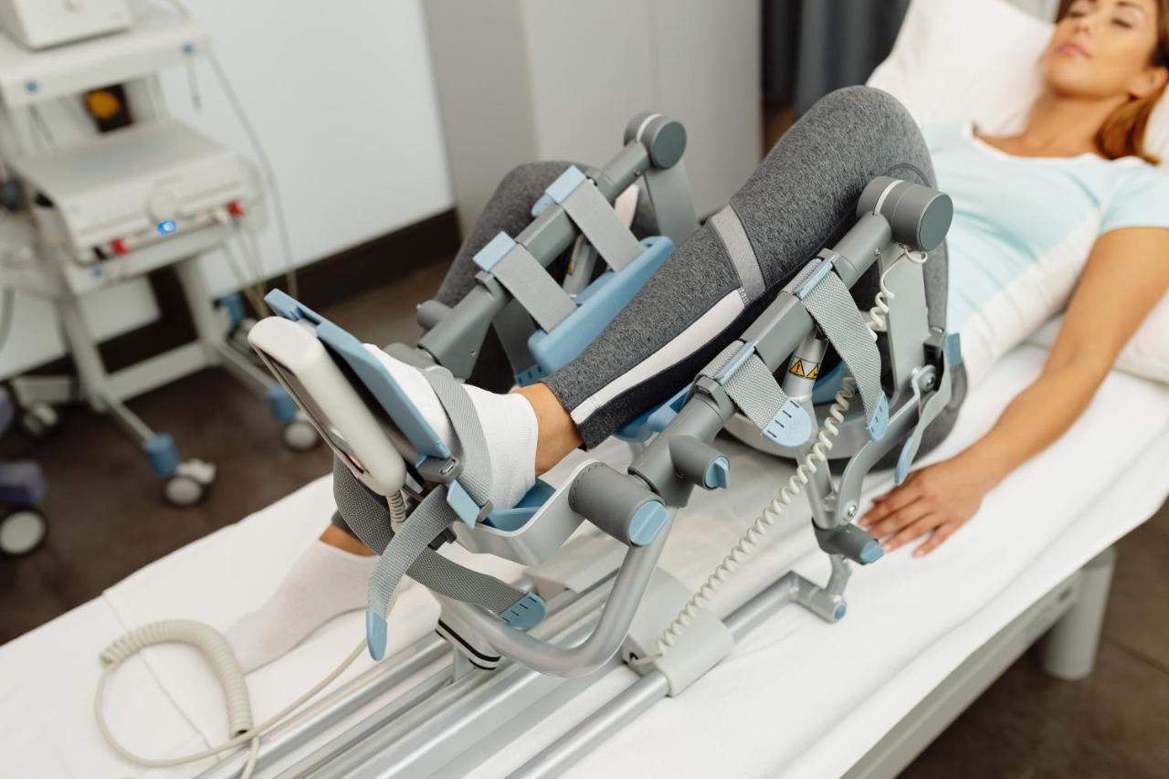 Hotel Premier Aqua - Adults Only 维尔蒂尼克 外观 照片 A patient in a hip abduction machine