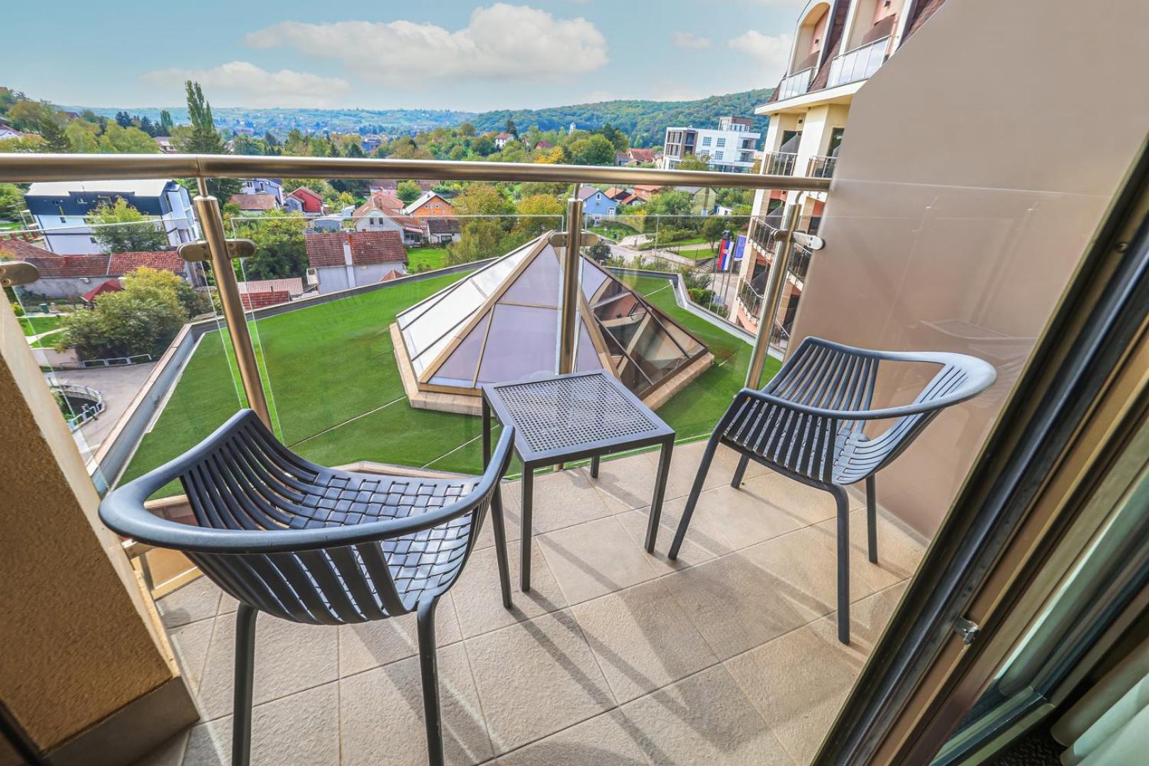 Hotel Premier Aqua - Adults Only 维尔蒂尼克 外观 照片 A balcony