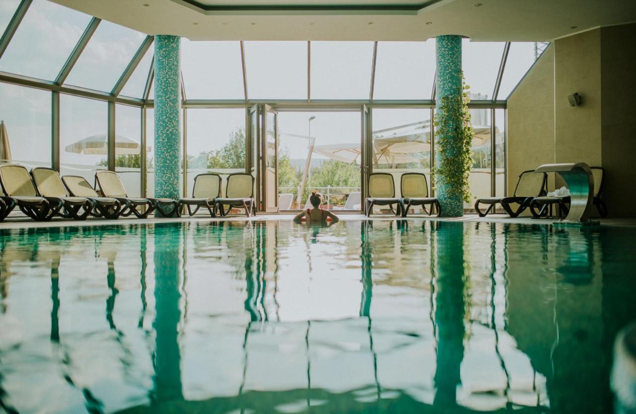 Hotel Premier Aqua - Adults Only 维尔蒂尼克 外观 照片 The swimming pool at the hotel